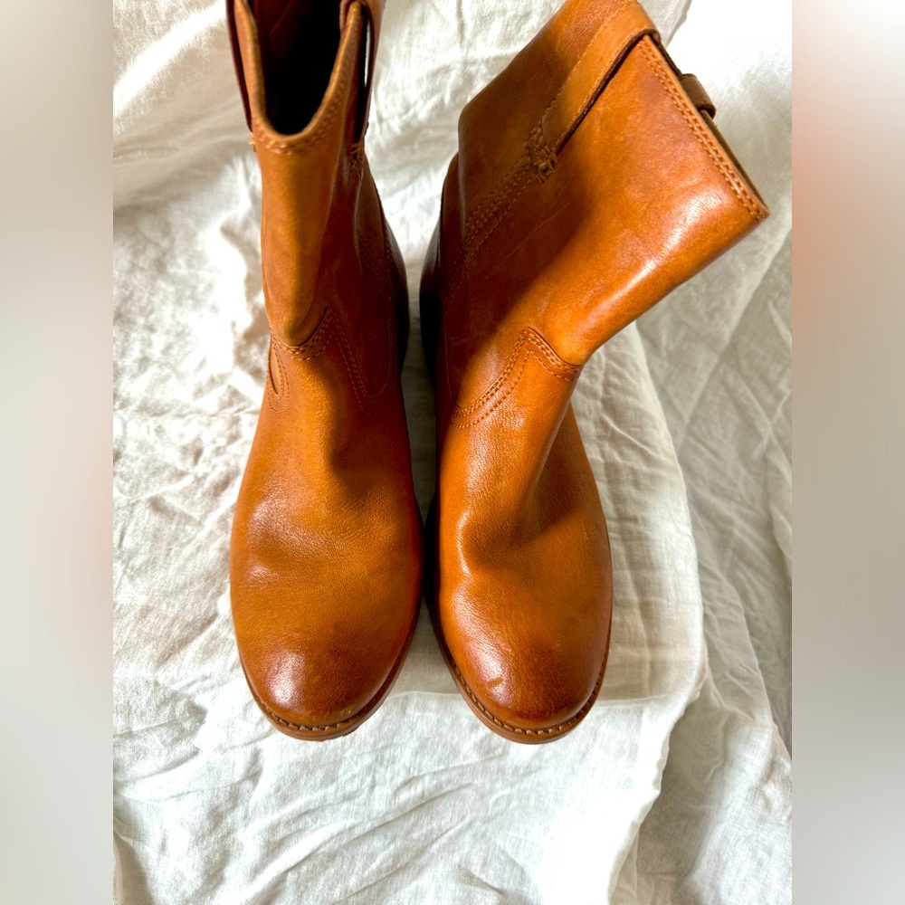 Frye Anna Short Women's Leather Ankle Booties 8 M US 3479261-CAM
